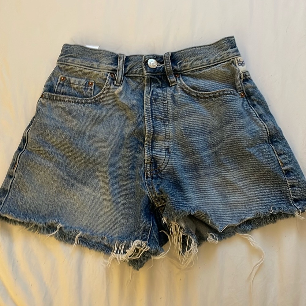 SUPER CUTE PACSUN SHORTS